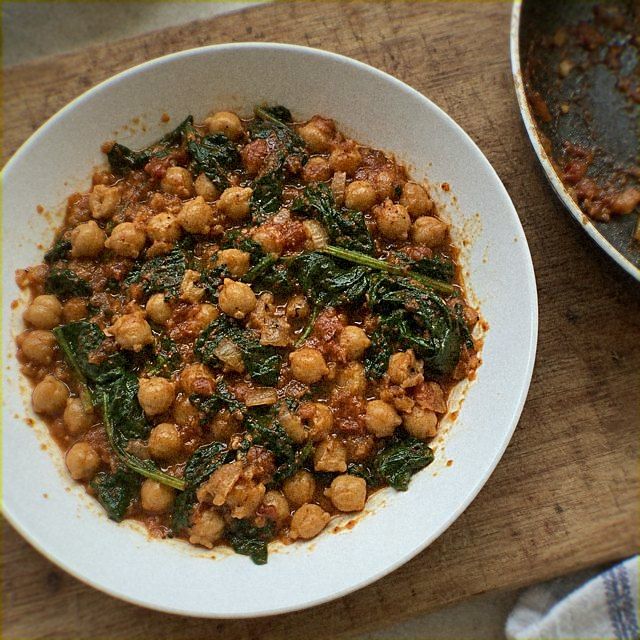 Spanish Chickpeas with Spinach