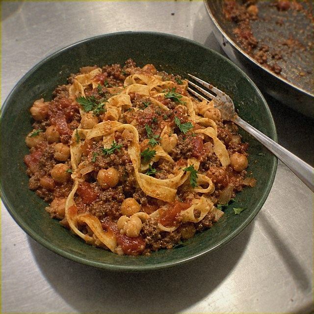 Libyan Beef Noodles with Chickpeas